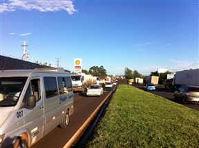 Caminhoneiros transferem protesto para as rodovias estaduais